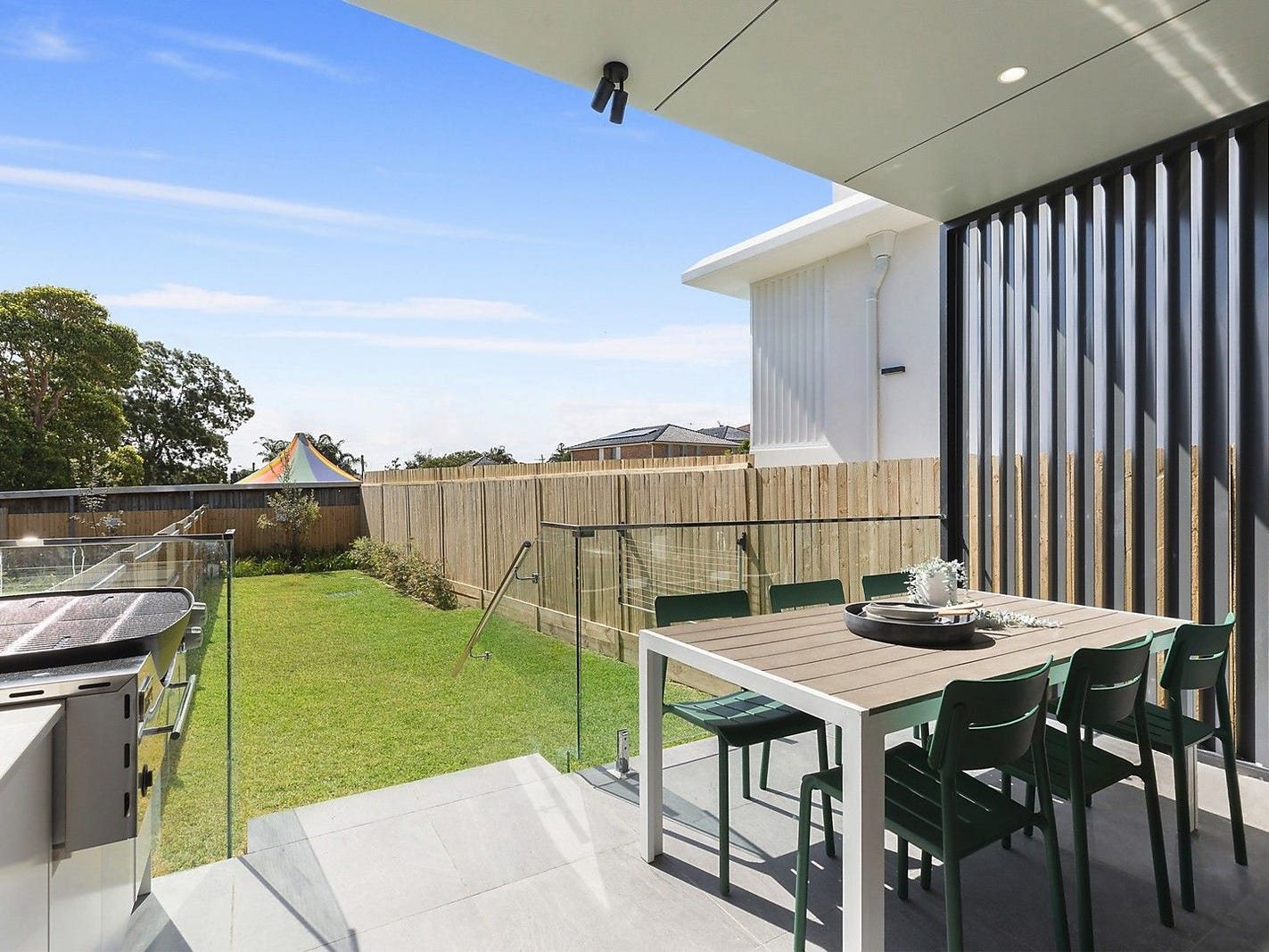 Anzac Parade Duplexes, Chifley, detail 3